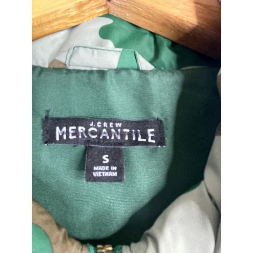 J. Crew Mercantile  Camo/Excursion Printed Quilted Vest Size Small Green